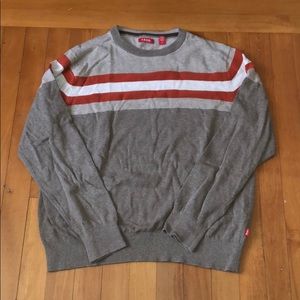 Izod light sweater